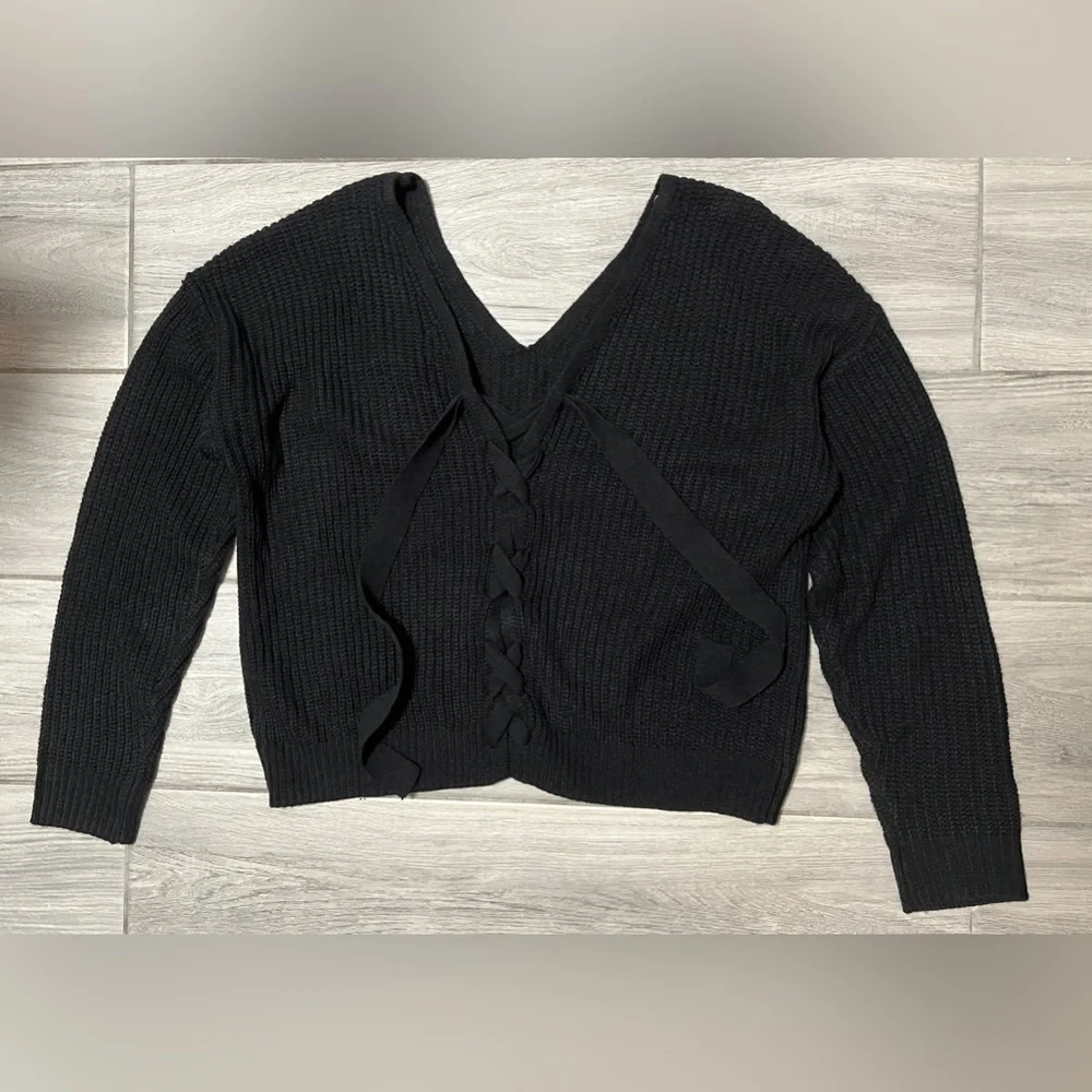 Hooked Up Women’s Black Large Lace Up Chunky Knit Long Sleeves Sweater - Picture 1 of 8